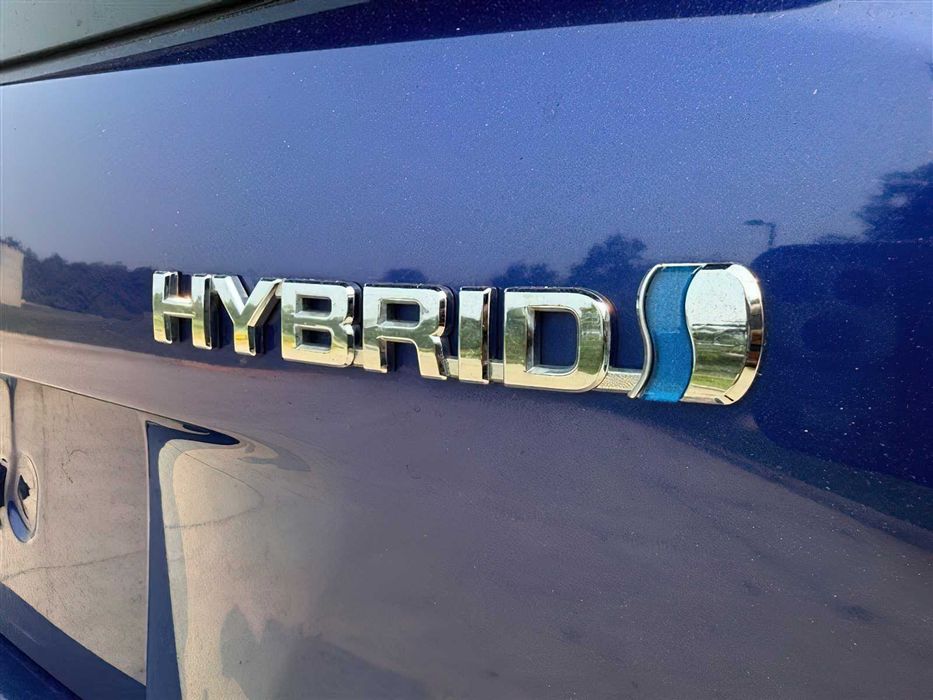 Toyota Prius      2016