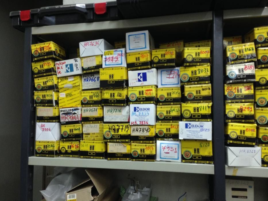 Selling a batch of 150 new HR line transformers, either as a lot or individually