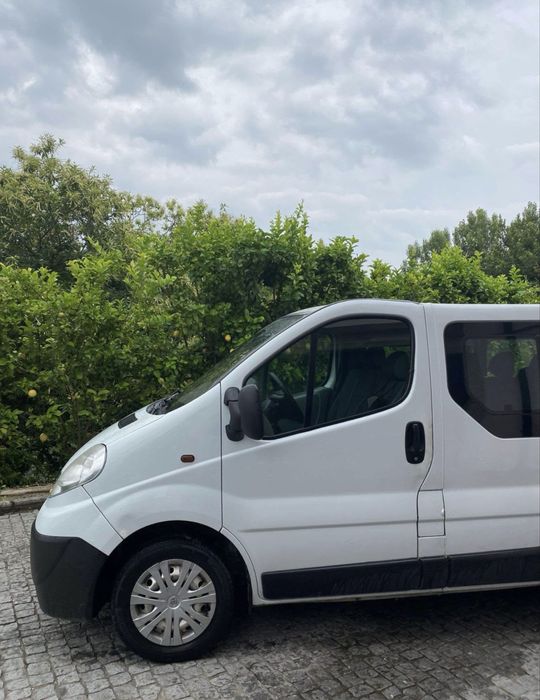 Opel Vivaro  9 Lugares 2.0CDTI