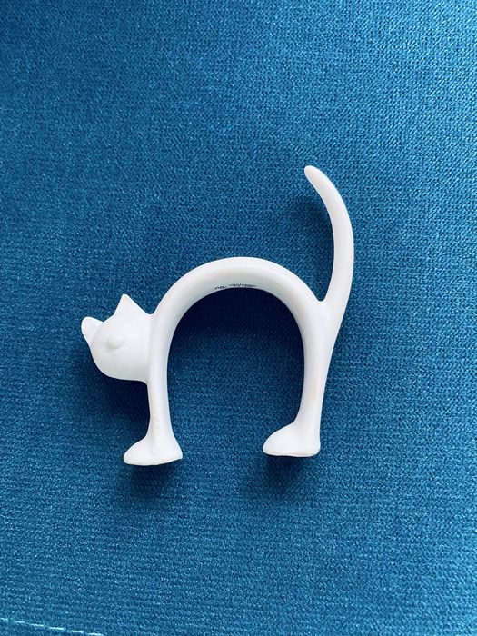 Figurka kotka Ćmielów