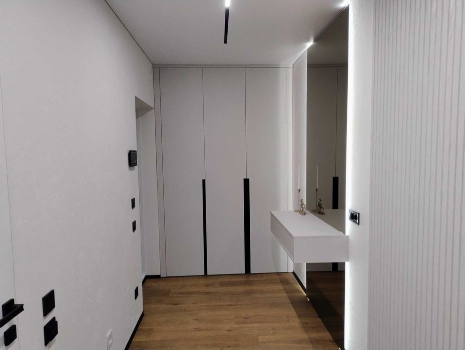 ЖК Варшавський 2, 2к квартира з шикарним ремрнтом. Олександра Олеся 5.