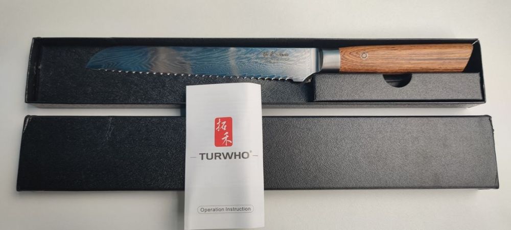 Ніж кухонний TURWHO з дамаської сталі.