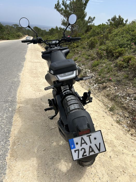 Husqvarna Svartpilen 125