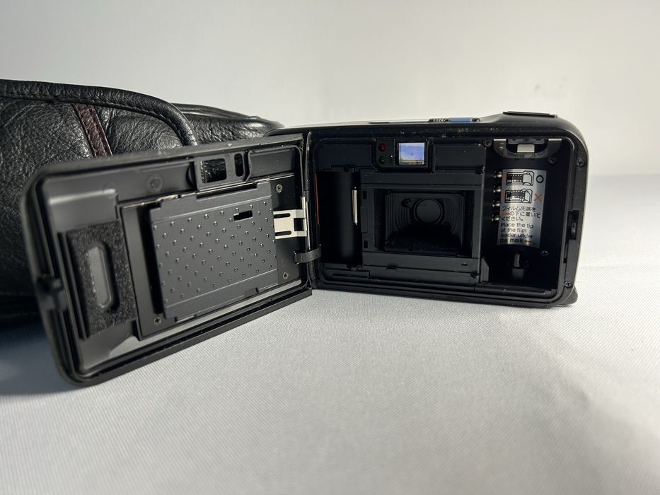 Фотоапарат Yashica Microtec