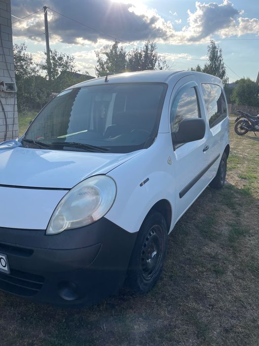 Продаж автомобіля Reno Kengo