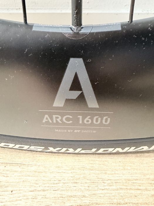 DT Swiss arc dicut 1600 65 + 85 - Nunca Utilizadas! Benfica • OLX.pt