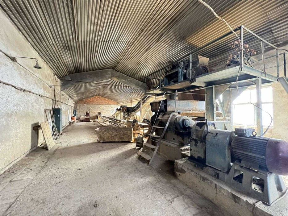 Продаж виробничо-складського приміщення, цегельний завод, с. Горбачі