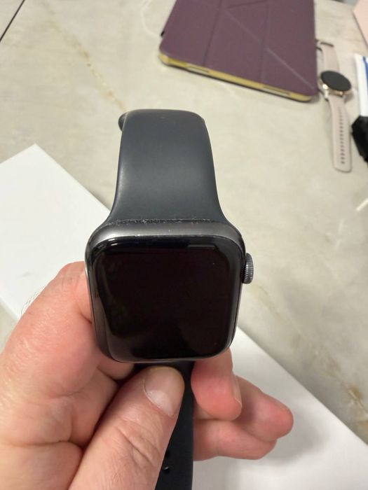 Годинник Apple Watch Series 5
