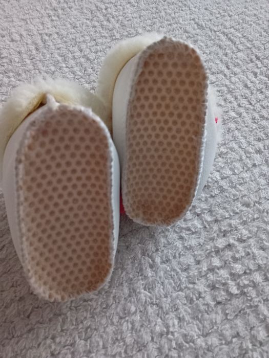 Buciki, bamboszki dla dziewczynki 9.5cm wkładka.