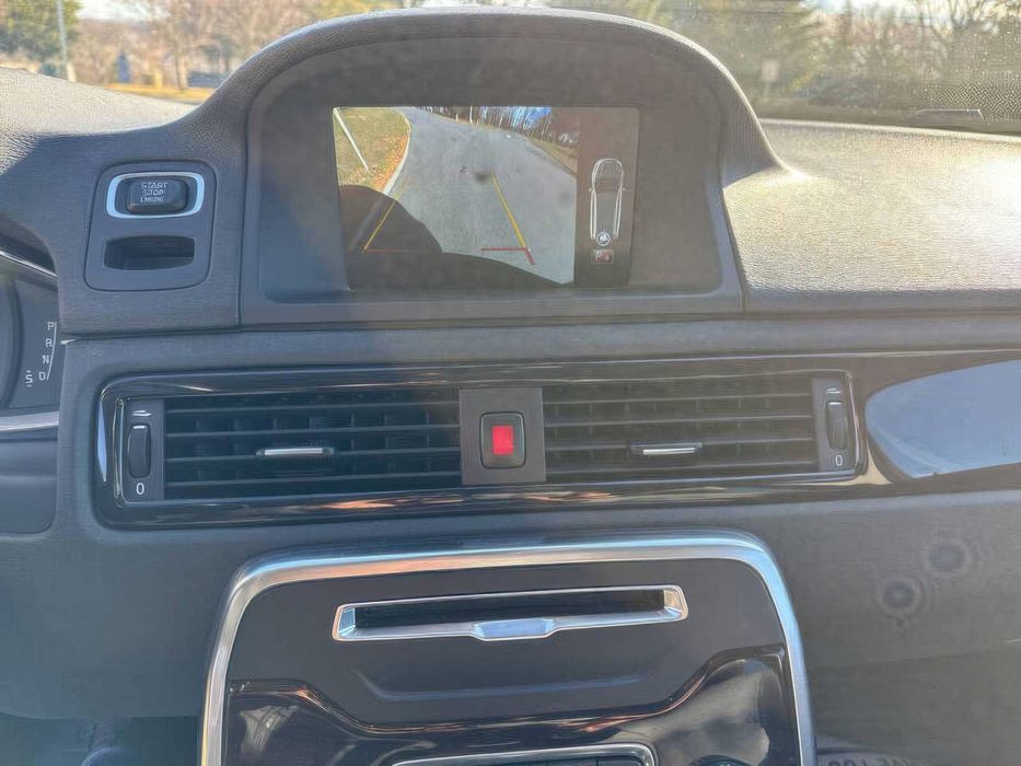 Volvo XC70 T6      2015