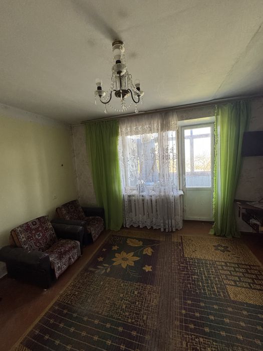 Продається двокімнатна Чешка