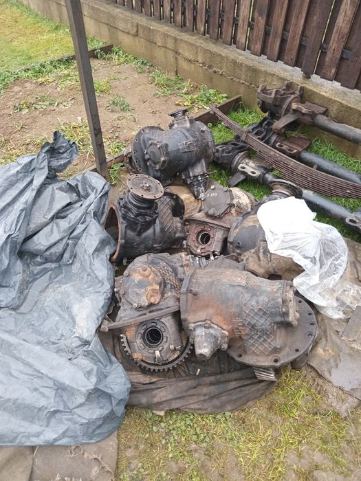 Запчастини урал  баласір взборі та по Запчастинах