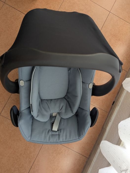 Ovo Maxi Cosi Rock i-size ( com redutor )