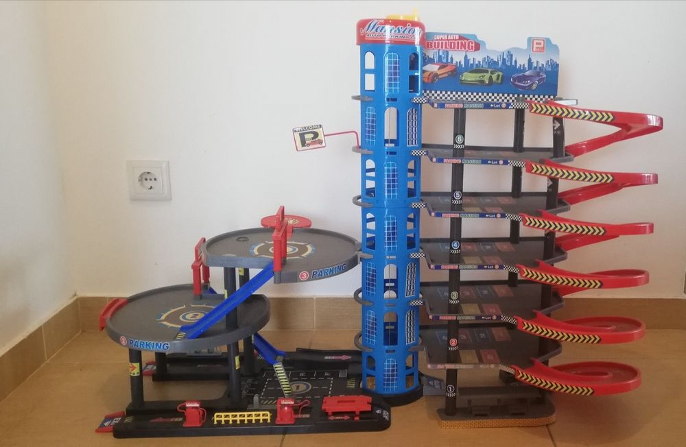 Pista/estacionamento veículos com elevador manual/Altura cerca 1 metro