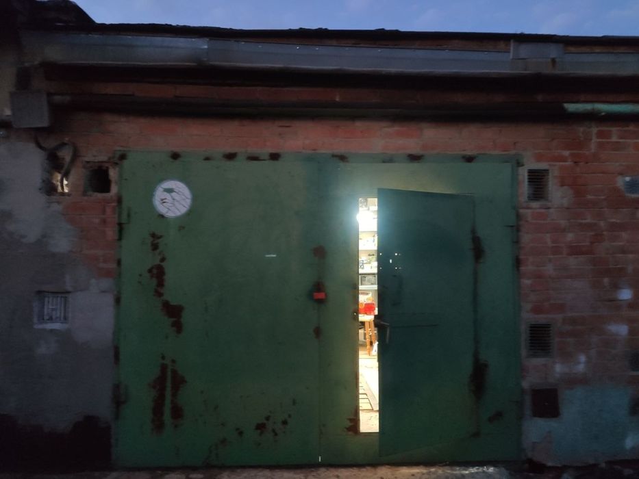 Продам цегляний гараж в Полтаві
