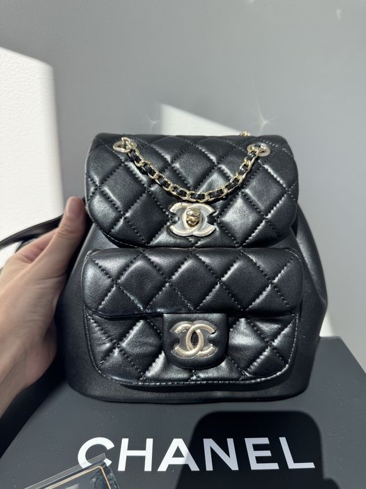 Рюкзак шанель, рюкзак чорний шкіряний Chanel Mini Duma Backpack