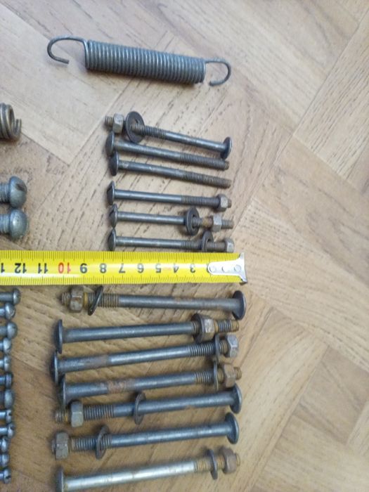 Меблеві болти, фурнітура