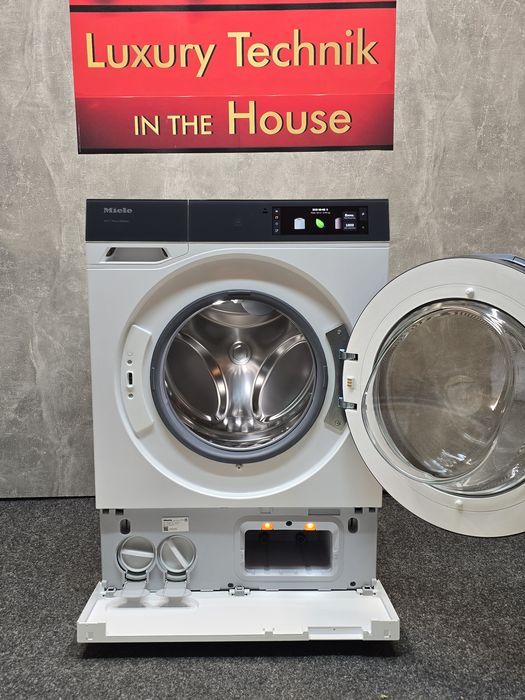 Найтехнологічніша пральна машина Miele W2 модель WQ1000 2025 рік