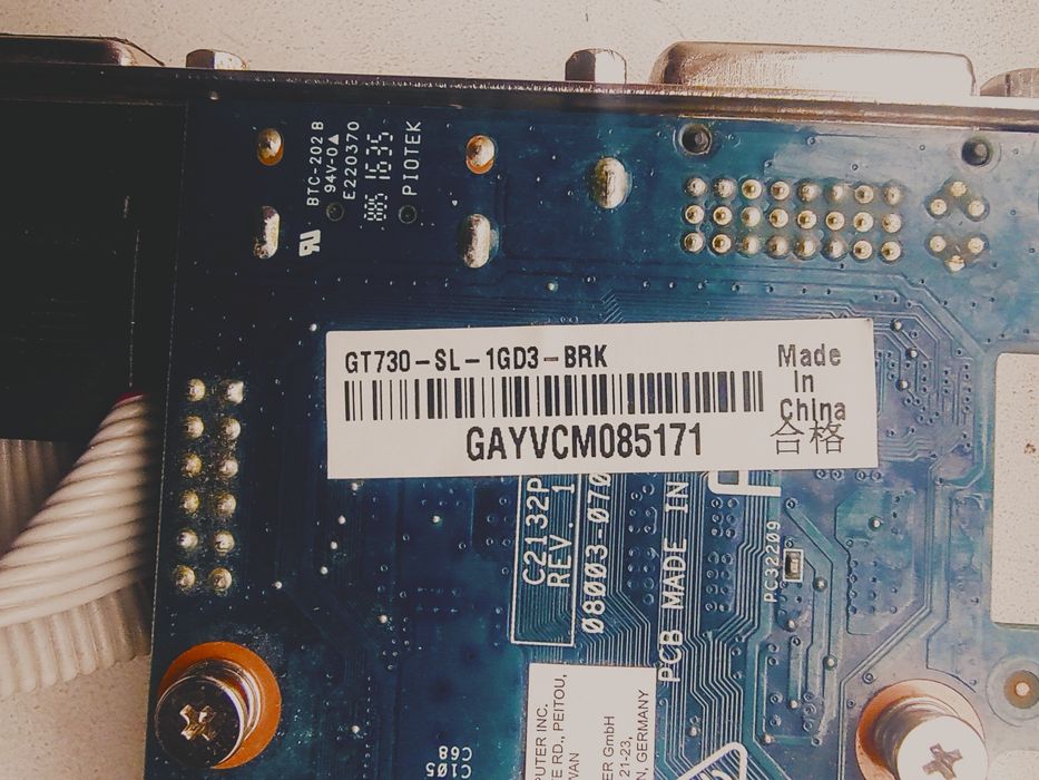 Asus Nvidia GT730 1 ГБ ddr3 НЕ справна