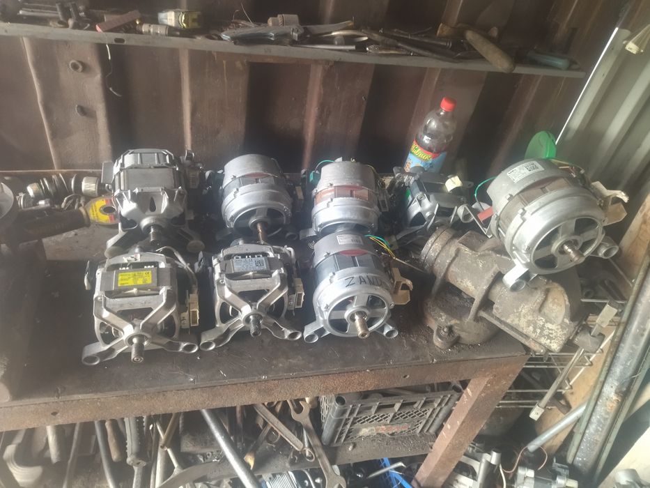 Двигуни пральних машин