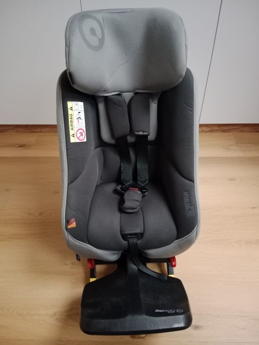 Foteliki samochodowe