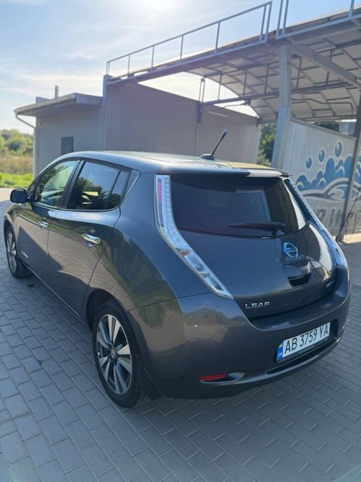 Nissan leaf 2013