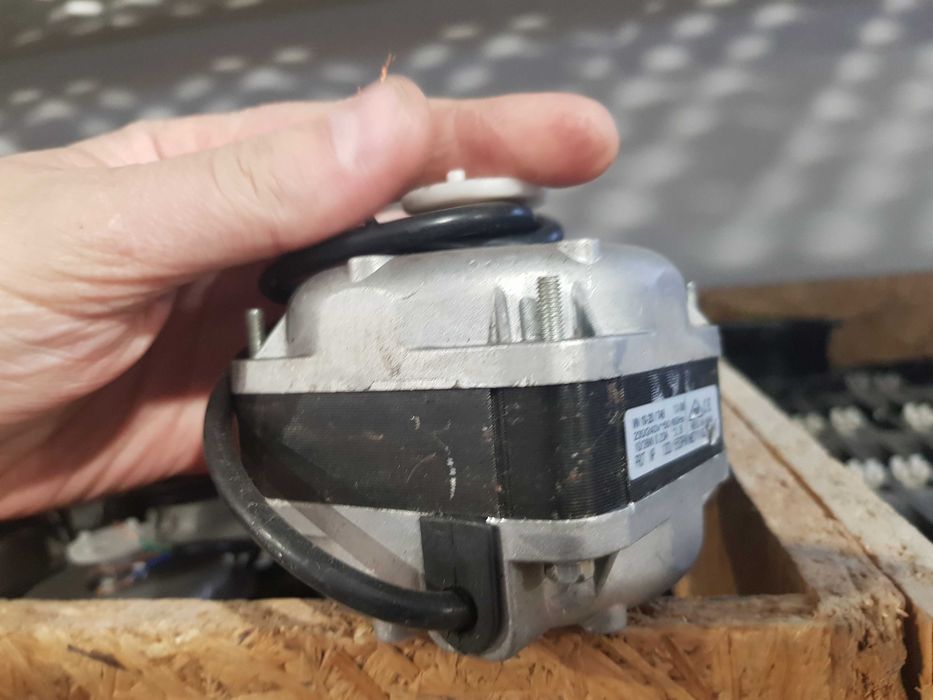 Запчастини для спеціального холодильного морозильного обладнання