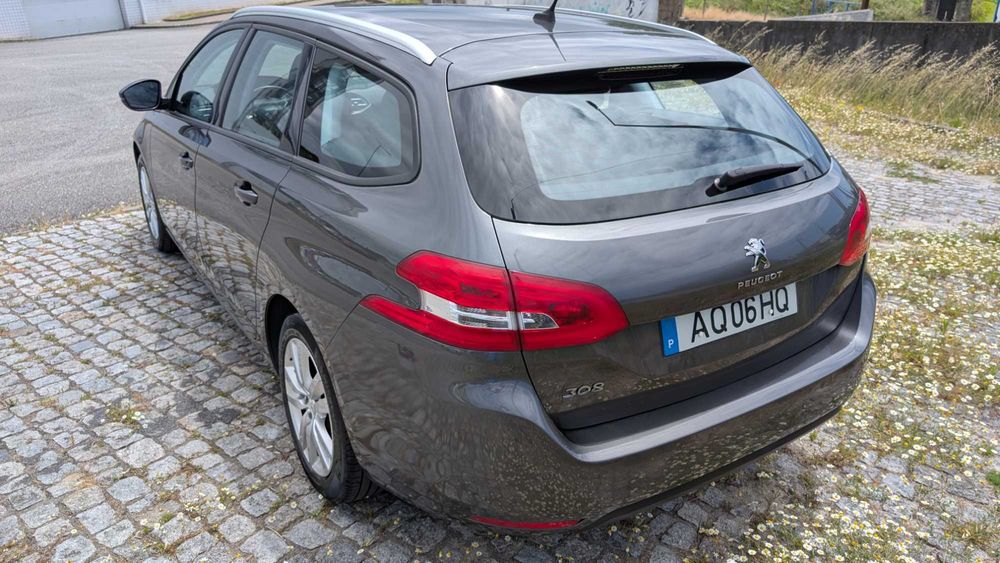 Peugeot 308 SW 1.5 BlueHDi EAT8 130CV | 2019 | Câmara Traseira