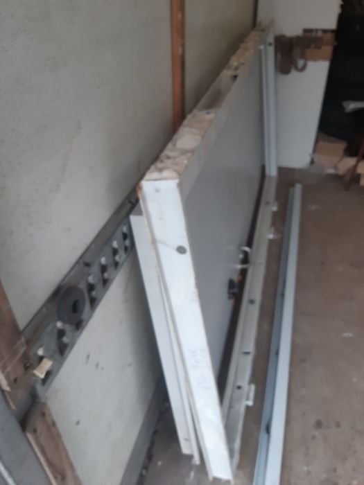 Drzwi pancerne do sejfu schronu