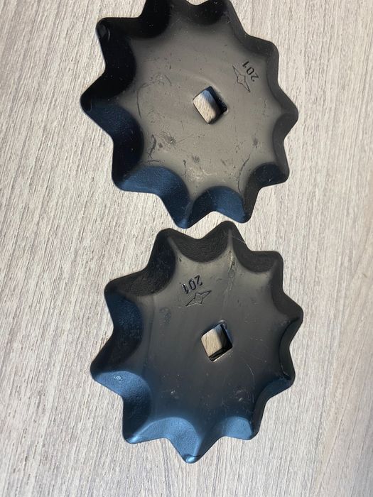 Noże do wozu paszowego. Blattin i Zago