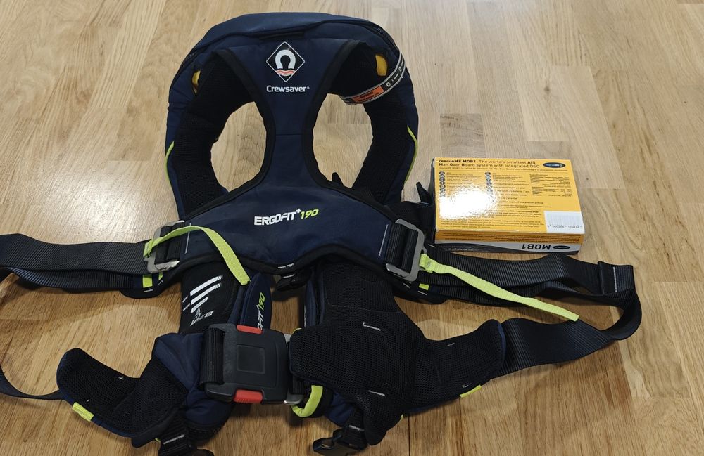 crewsaver lifejacket and Mob1 rescueMe