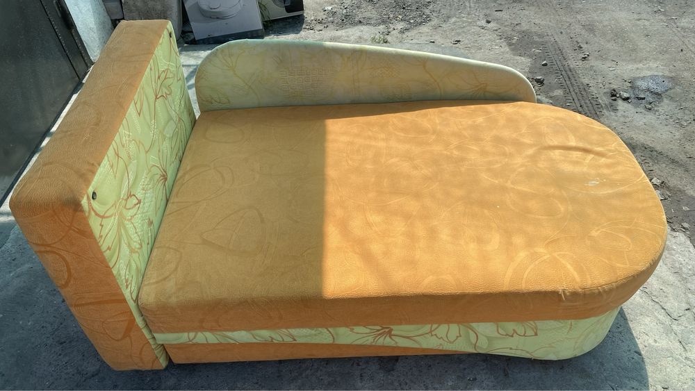Продам детский диван