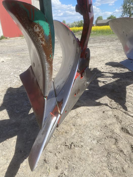 Pług Kverneland 100 5 x45