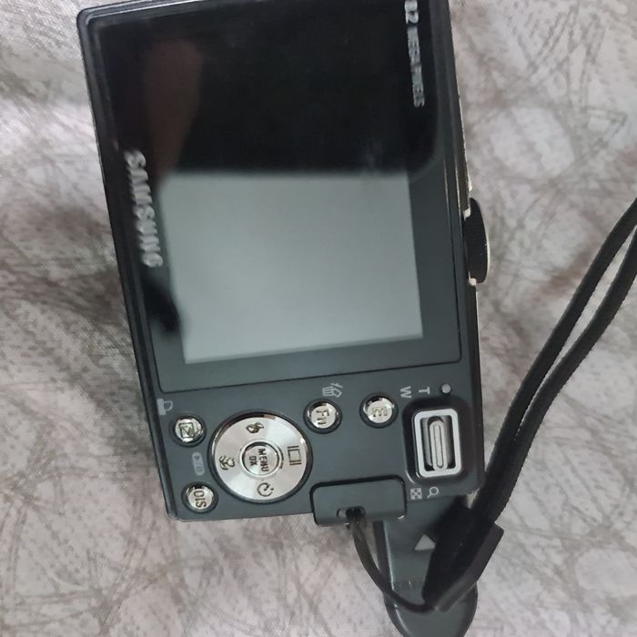 Фотоапарат samsung l 110 BLACK