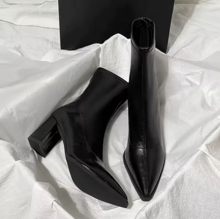 Шикарні ботинки, сапожки, черевики 42 розмір