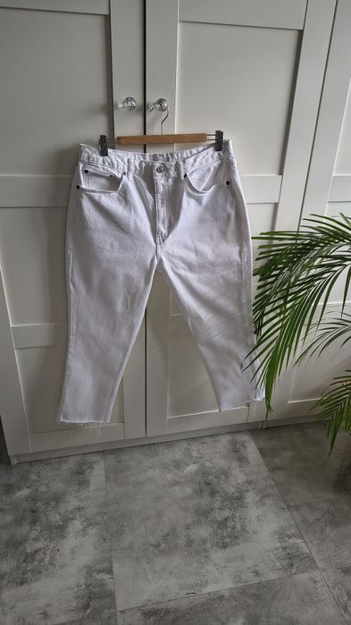 Białe spodnie Topshop Straight mom jeans z wysokim stanem XL