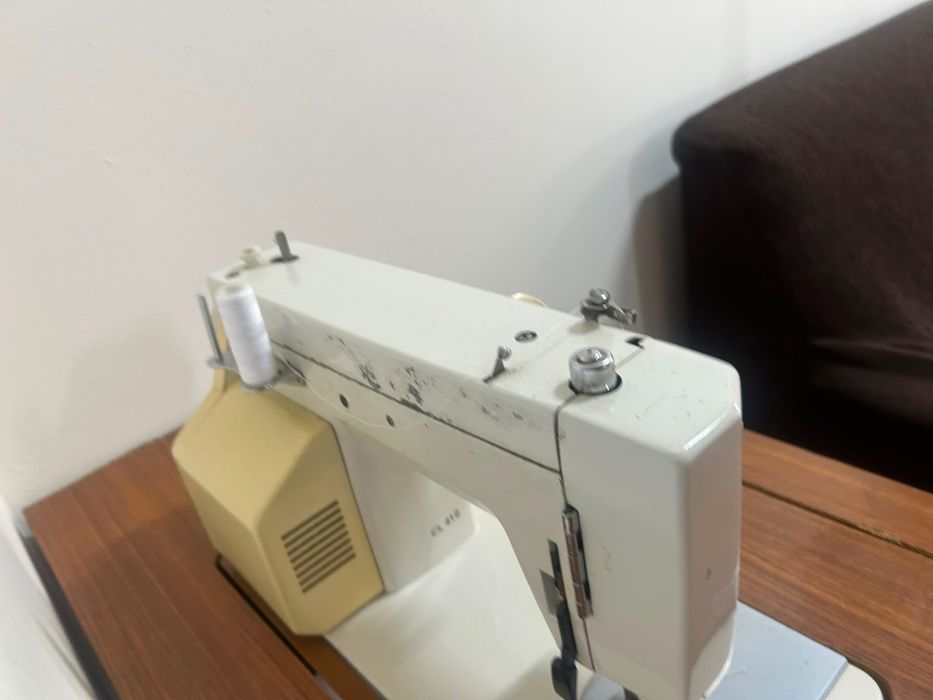 Maquina de costura