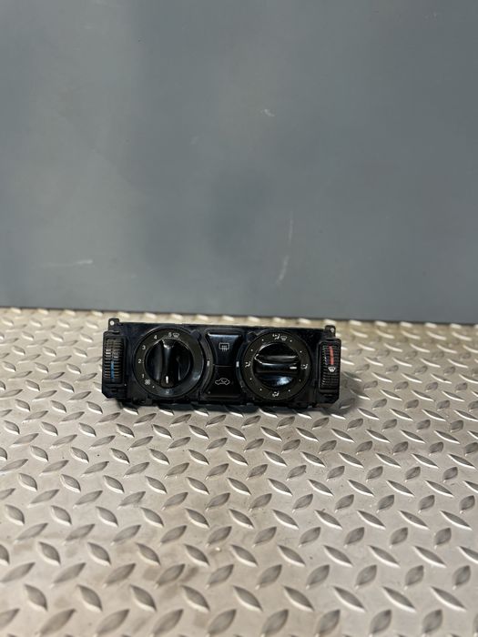 Comando chauffage / sofagem Mercedes Classe E / Classe C / CLk (A210 830 01 85 )