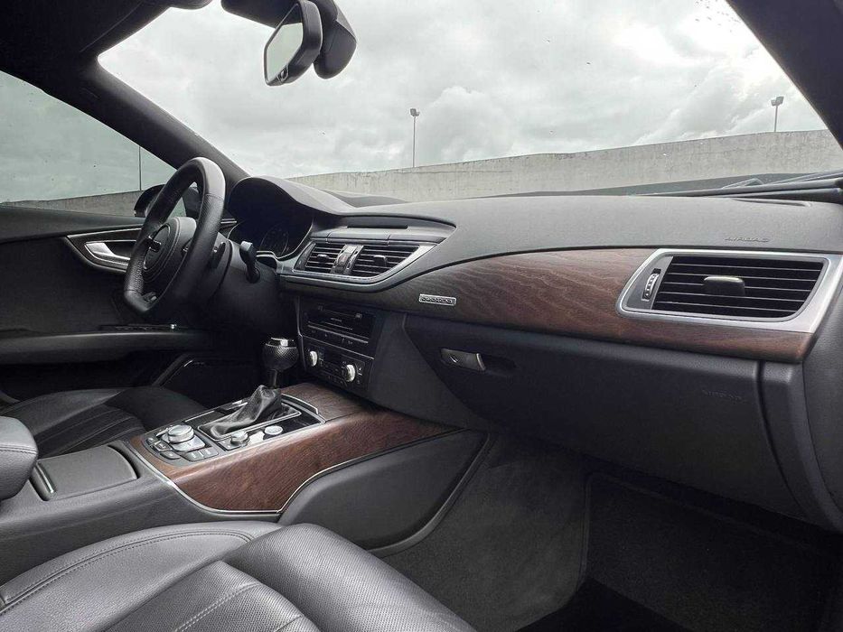 Audi    A7  2015