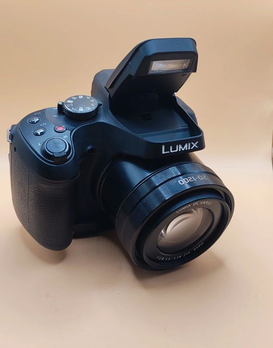 Máquina Fotográfica Panasonic Lumix DC-FZ82 + tripé Hama Star 61 + cartão Sandisk de 64GB

320 €

DC-FZ82 + tripé Hama Star 61 + cartão Sandisk de 64G