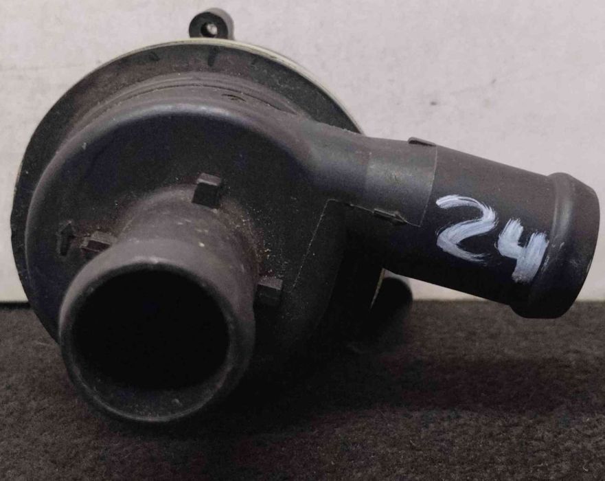 Bomba Água Adicional 6R0965561A - VW POLO V