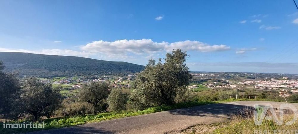 Terreno para construção em Porto de Mós - São João Baptista e São Pedr