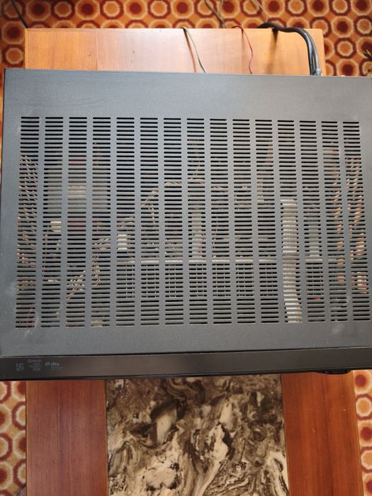 Amplificador Harman Kardon AVR 138