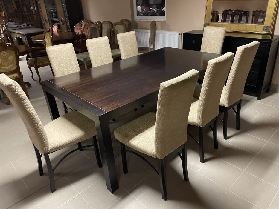 Komplet Mebli W Stylu Kolonialnym Stół 8 Krzeseł Komoda Made in Kanada