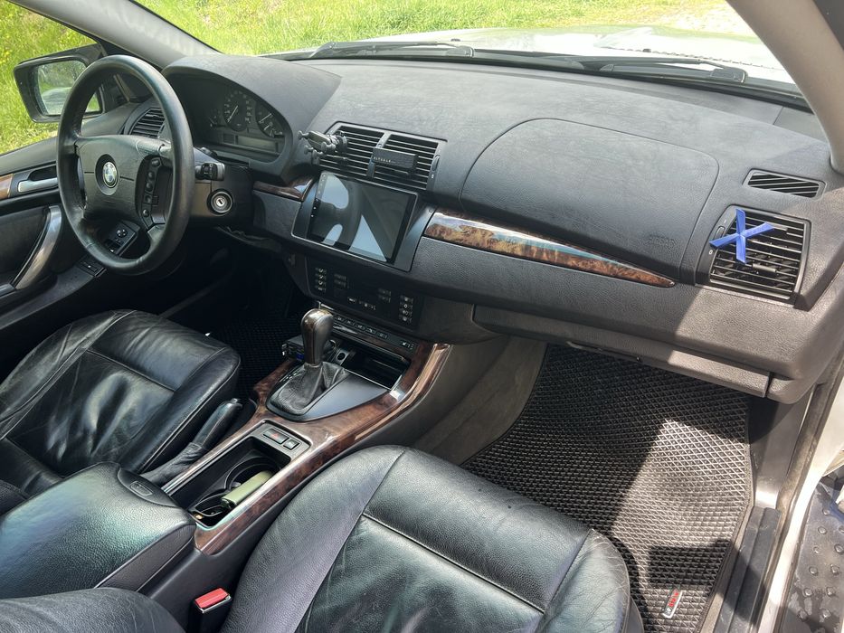 Продам BMW X5 e 53 3.0