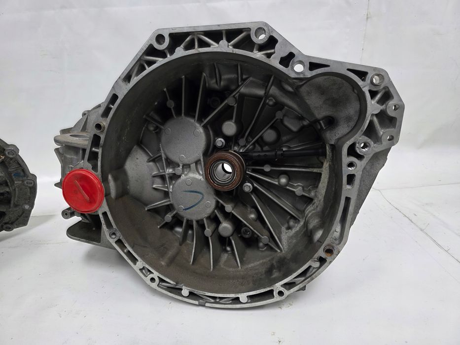 renault master travic vivaro obudowa skrzyni biegów.g9ux83 820045