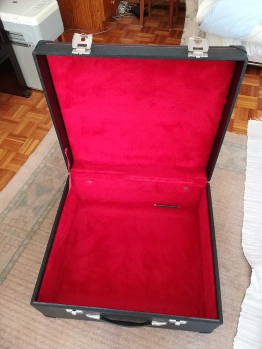Acordeão Hohner Student 120