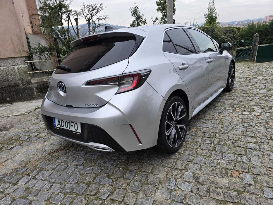 TOYOTA COROLA Luxury Black (Excelente Estado)