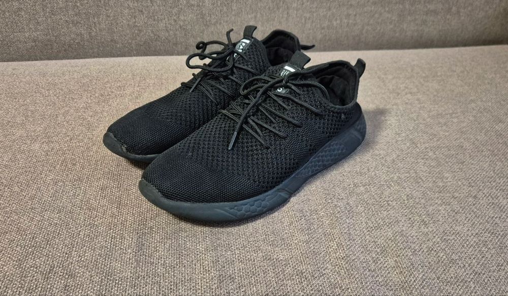 Кросівки текстиль