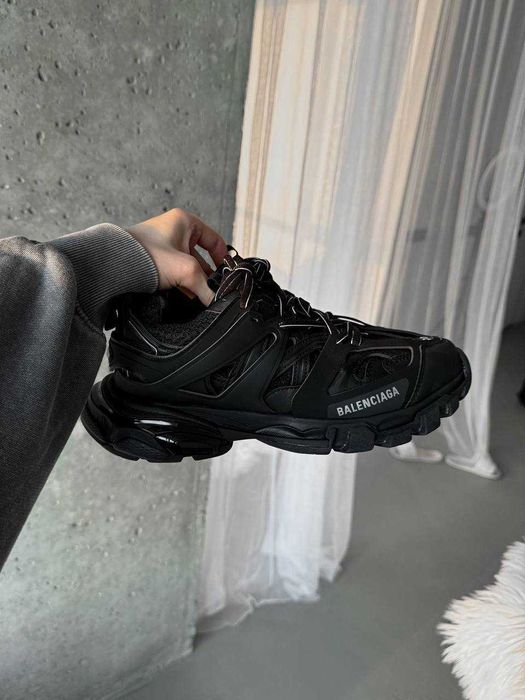 Кроссовки Balenciaga Track Black 542023 W Баленсіага Трипл Блек М-227